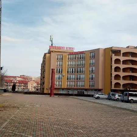 Midia Grand 4* 阿赫洛伊