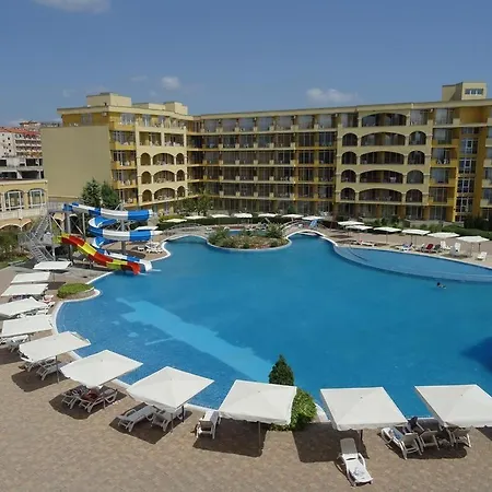 Apartmanhotel Midia Grand 4*