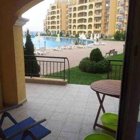 Midia Grand Apartmanhotel Aheloj