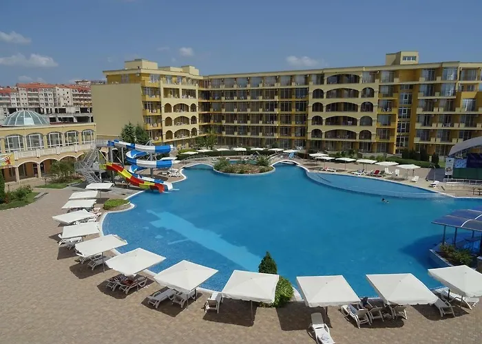 Appart hôtel Midia Grand 4*